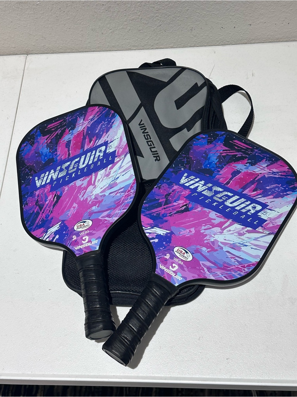 Vinsguir Pickleball paddles set of 2 and bag pink purple